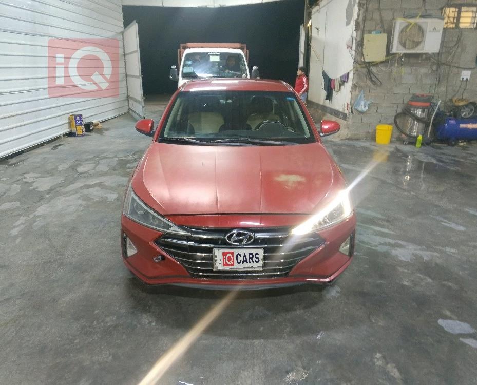 هيونداي النترا